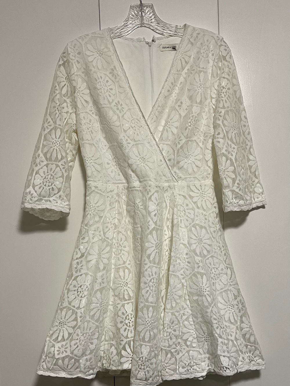 Sugarlips White Le Lune Faux Wrap Lace Mini Dress Fit & Flare 3/4 Sleeve Sz XS